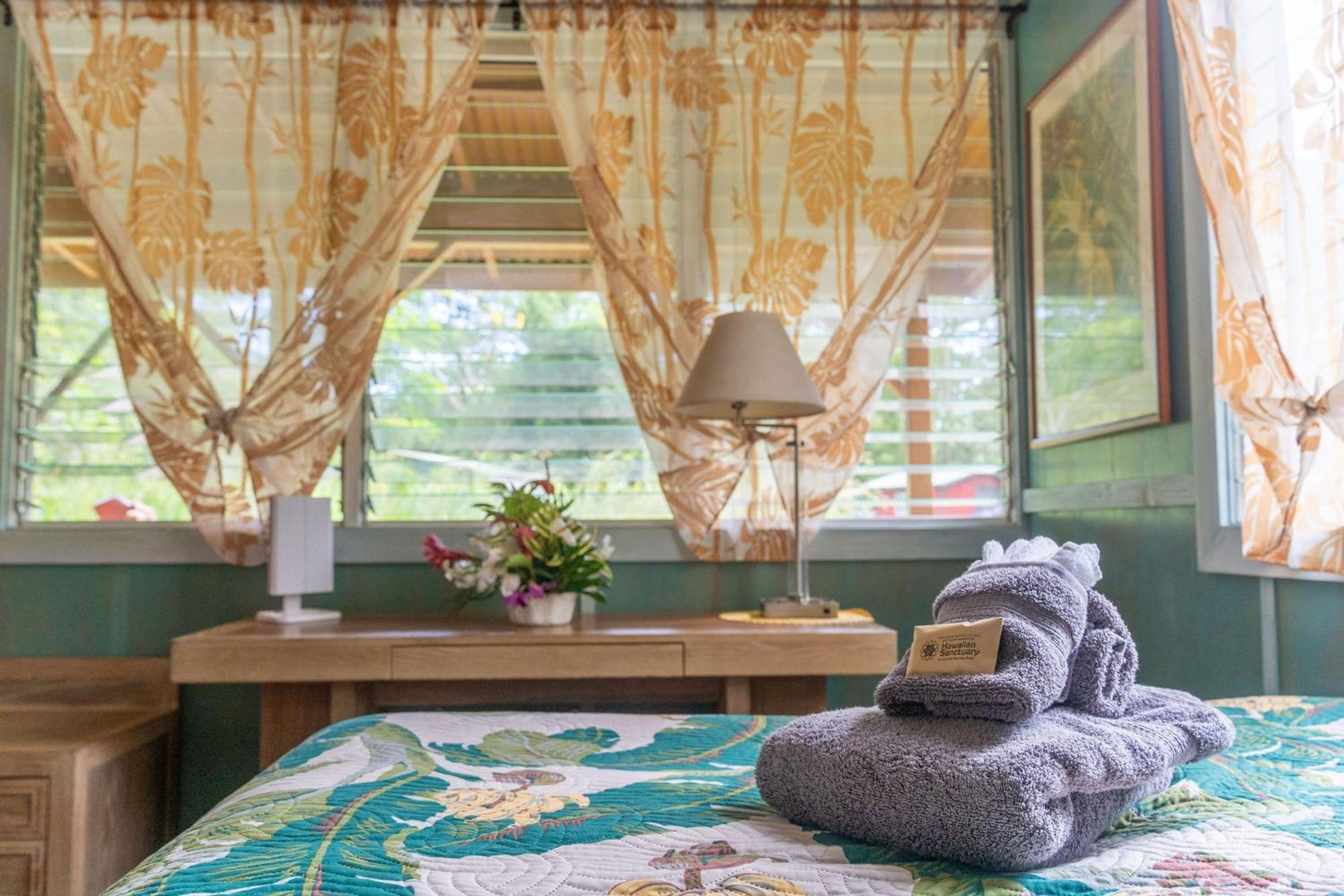 Hawaiian Sanctuary Eco Retreat Center Villa Pahoa ภายนอก รูปภาพ